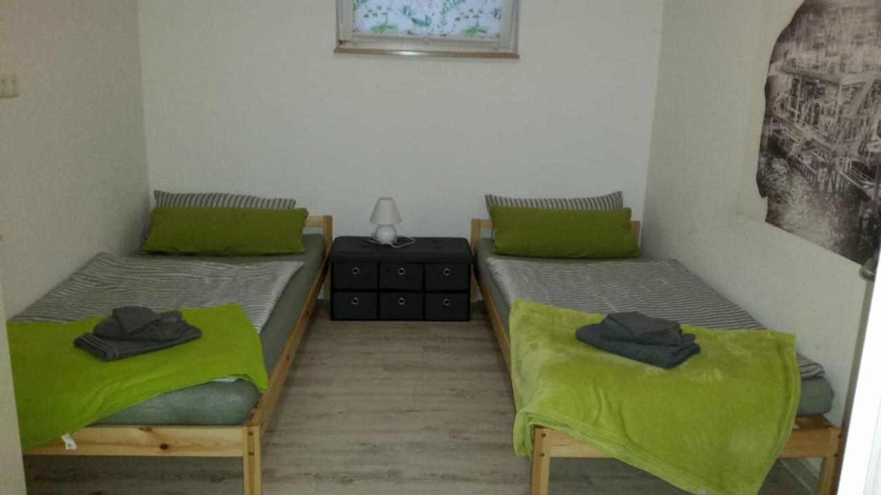 Zimmervermietung Bully Apartment Meyenburg  Exterior foto